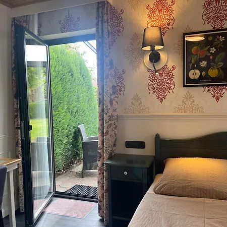 Zum Golfstuebchen Guest house